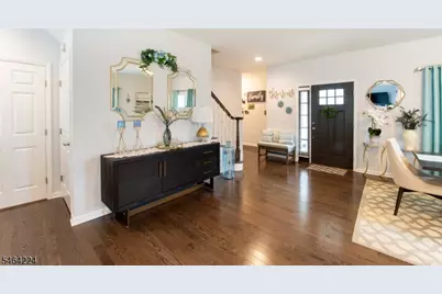 2 Bluffs Ct, Hamburg, NJ 07419 - Photo 5