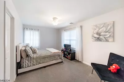 2 Bluffs Ct, Hamburg, NJ 07419 - Photo 19