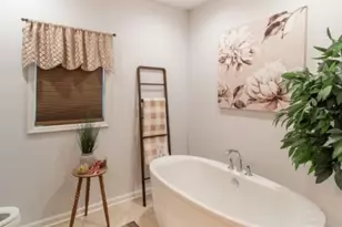 2 Bluffs Ct, Hamburg, NJ 07419 - Photo 15