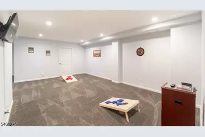 2 Bluffs Ct, Hamburg, NJ 07419 - Photo 27