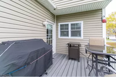 2 Bluffs Ct, Hamburg, NJ 07419 - Photo 31
