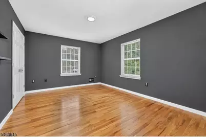 587 Greenbrook Rd, North Plainfield, NJ 07063 - Photo 11