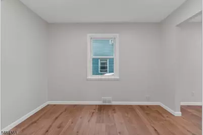 925 Middlesex St, Linden, NJ 07036 - Photo 13