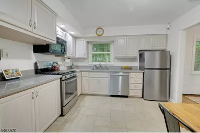 54 Yarmouth Dr, New Providence, NJ 07974 - Photo 7