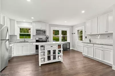 57 Lakeview Ave, Clinton, NJ 08809 - Photo 5