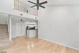 78 Sage Ct, Bedminster Township, NJ 07921 - Photo 3