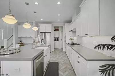 17 Aspen Dr, Cedar Grove Twp., NJ 07009 - Photo 27