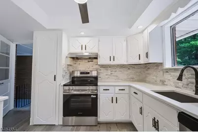 644 Pursel St, Alpha, NJ 08865 - Photo 11