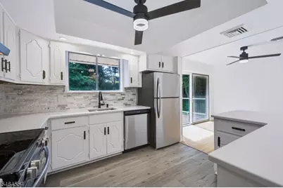 644 Pursel St, Alpha, NJ 08865 - Photo 9