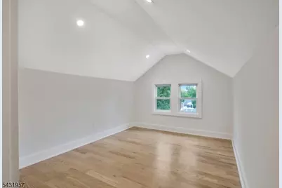 555 Mountain Ave, Westfield, NJ 07090 - Photo 33