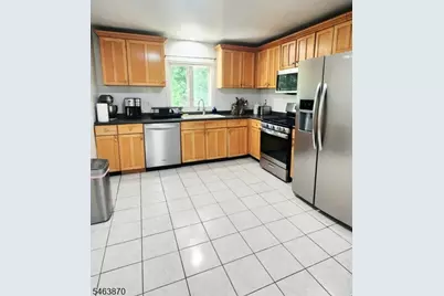 11 Brookhill Pl, Little Falls Township, NJ 07424 - Photo 5