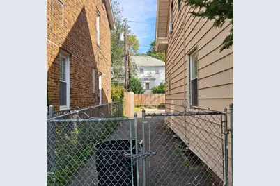65 Hansbury Ave, Newark, NJ 07112 - Photo 3