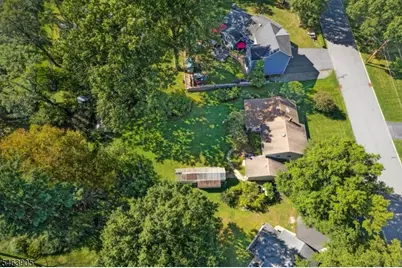 4 Pierson Ln, Florham Park, NJ 07932 - Photo 3