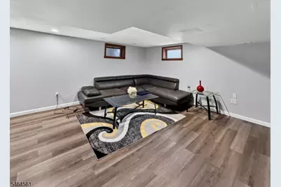 615 Lindegar St, Linden, NJ 07036 - Photo 11