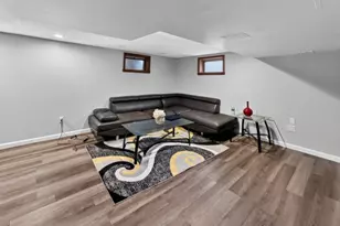 615 Lindegar St, Linden, NJ 07036 - Photo 11