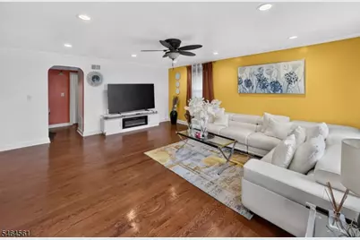 615 Lindegar St, Linden, NJ 07036 - Photo 3