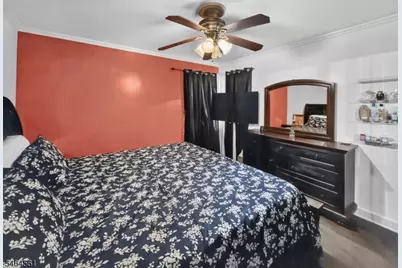 615 Lindegar St, Linden, NJ 07036 - Photo 5