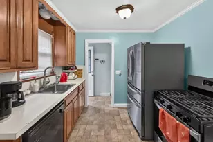 615 Lindegar St, Linden, NJ 07036 - Photo 9