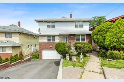 261 10th St #2, Palisades Park, NJ 07650 - Photo 3