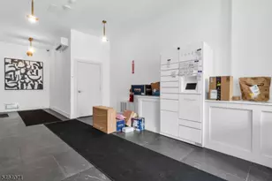 386 5th St, Jersey City, NJ 07302 - Photo 3