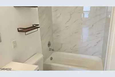 106 Grove Ter, Newark, NJ 07106 - Photo 9