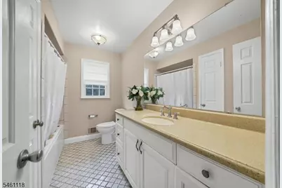 5 Fleming Ct, Washington Township, NJ 07853 - Photo 23