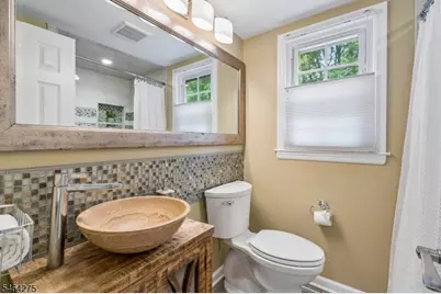 46 Rogers Ave, Berkeley Heights Township, NJ 07922 - Photo 17