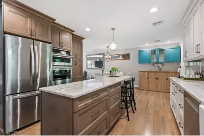 46 Rogers Ave, Berkeley Heights Township, NJ 07922 - Photo 7