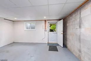 183 Eyland Ave, Roxbury Township, NJ 07876 - Photo 31