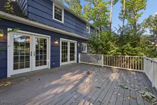 192 Rensselaer Rd, Essex Fells, NJ 07021 - Photo 9