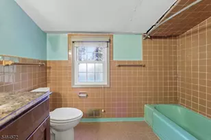 192 Rensselaer Rd, Essex Fells, NJ 07021 - Photo 31