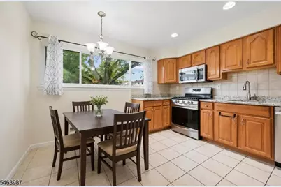 662A Marshall Rd, Hillsborough Township, NJ 08844 - Photo 9