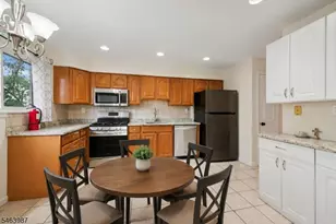 662A Marshall Rd, Hillsborough Township, NJ 08844 - Photo 3
