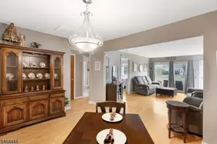 105 Waterfront Dr, Brick Twp., NJ 08724 - Photo 9