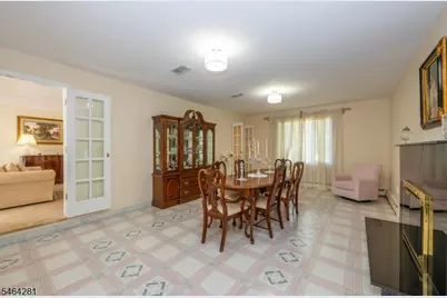 2 Glencove Rd, Parsippany, NJ 07950 - Photo 3