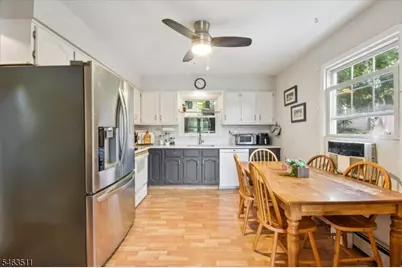13 Edison Dr, Summit, NJ 07901 - Photo 5