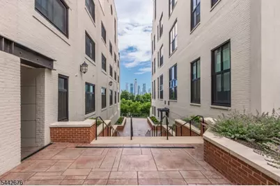 518-536 Gregory Ave A203, Weehawken, NJ 07086 - Photo 1