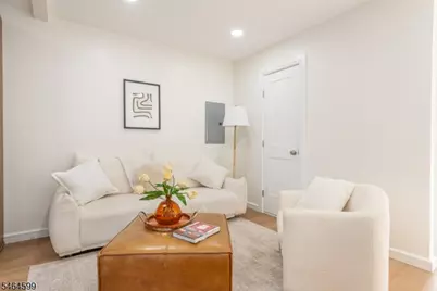 204 Idalroy Trl, Hopatcong, NJ 07843 - Photo 5