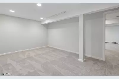233 Patriot Hill Dr, Bernards Township, NJ 07920 - Photo 5