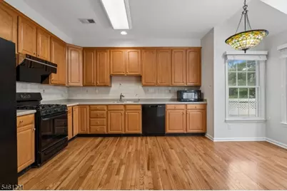 233 Patriot Hill Dr, Bernards Township, NJ 07920 - Photo 23