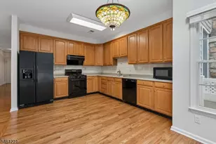 233 Patriot Hill Dr, Bernards Township, NJ 07920 - Photo 29