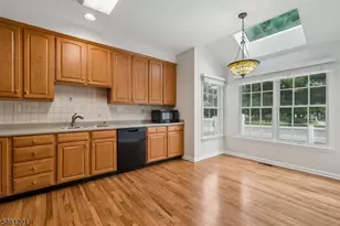 233 Patriot Hill Dr, Bernards Township, NJ 07920 - Photo 25