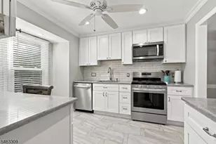 11 Mourning Dove Ct, Allamuchy Township, NJ 07840 - Photo 13