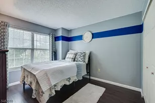 26 Townsend Ct, Franklin Township, NJ 08823 - Photo 11
