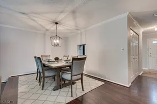 26 Townsend Ct, Franklin Township, NJ 08823 - Photo 7