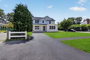 2240 Evergreen Ave, Scotch Plains Township, NJ 07076 - Photo 3