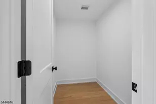 2240 Evergreen Ave, Scotch Plains Township, NJ 07076 - Photo 33