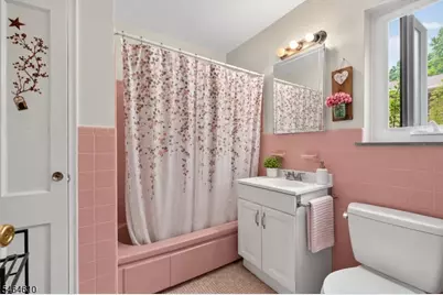 80A Troy Dr #A, Springfield, NJ 07081 - Photo 7