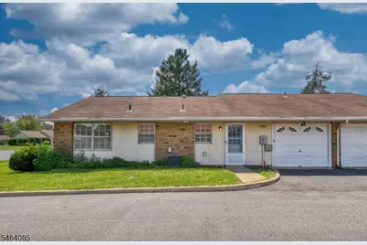 32D Yorkshire Ct, Manchester Township, NJ 08759 - Photo 3