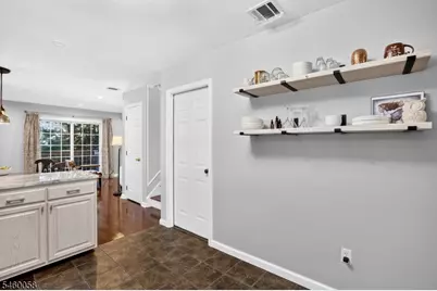4 Star Lake Rd #E, Bloomingdale, NJ 07403 - Photo 5
